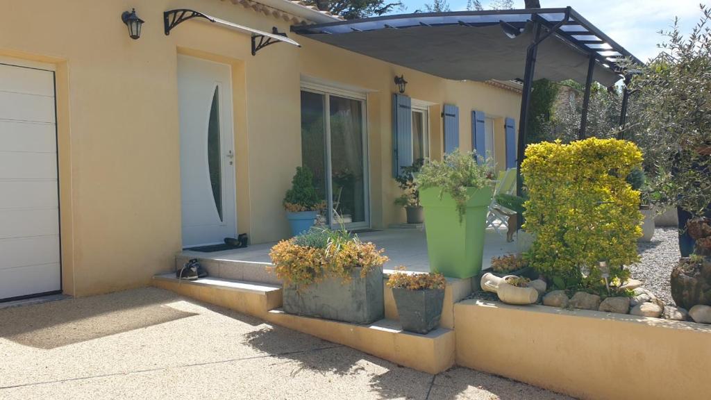 Hotel Lou Marquès 13460 Les Saintes-Maries-de-la-Mer