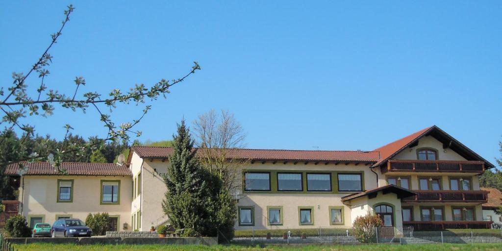 Hôtel Hotel Lugerhof Tulpenweg 3 93495 Weiding