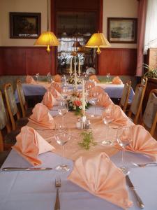 Hôtel Hotel Luginsland Heinrichsruh 8 07907 Schleiz Thuringe