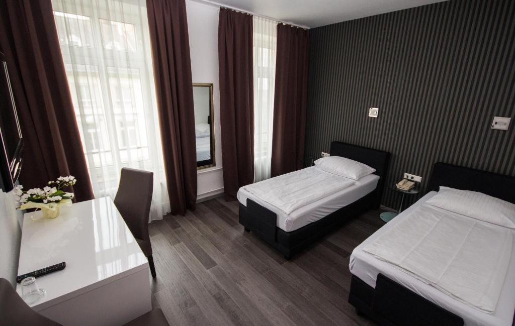 Hôtel Hotel Luisenhof Bahnhofstrasse 7 65185 Wiesbaden