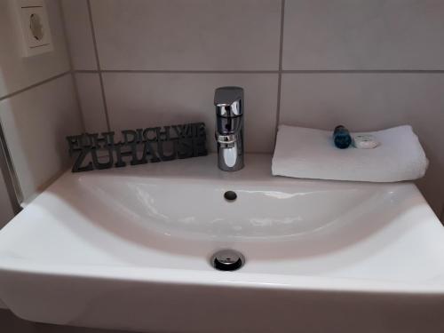 Hotel M24 - Alle Zimmer mit Küchenzeile