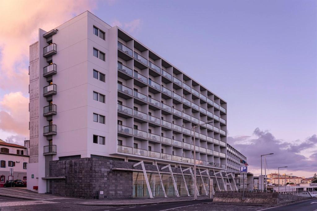 Hôtel Hotel Marina Atlântico Avenida João Bosco Mota Amaral n.º1 9500-767 Ponta Delgada