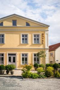 Hôtel Hotel Mecklenburger Hof Gnoien Friedenstraße 77b 17179 Gnoien Mecklembourg-Poméranie