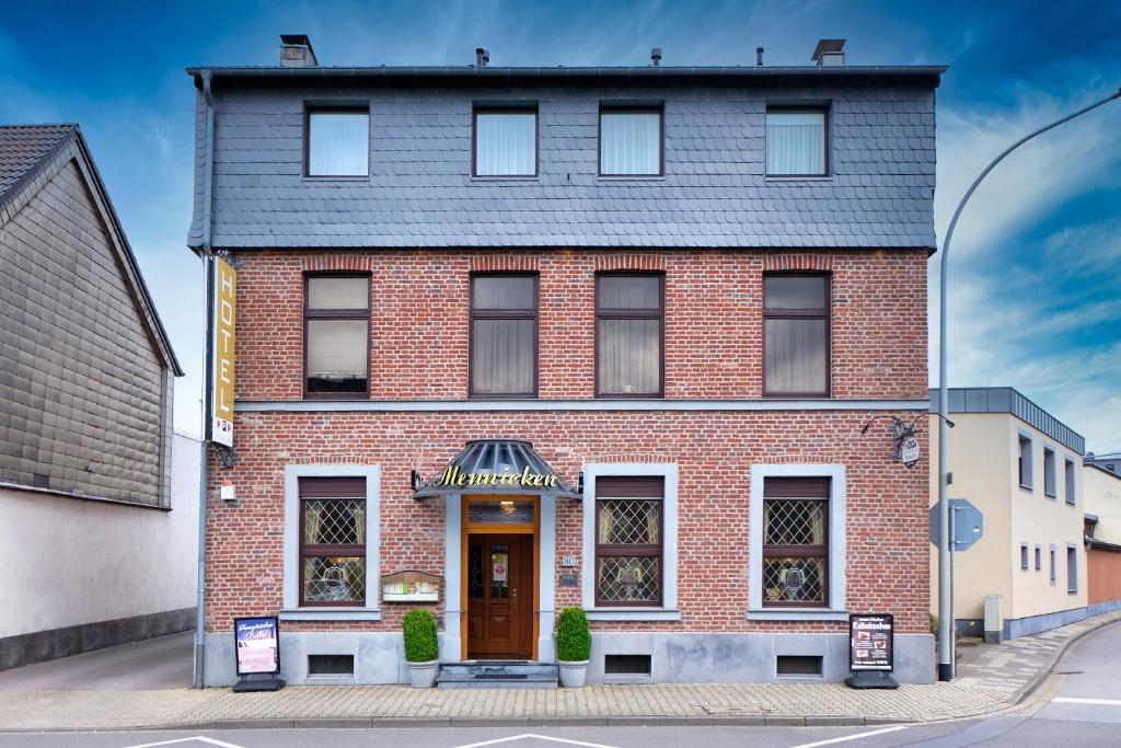 Hôtel Hotel Mennicken Jülicherstraße 80 52146 Würselen