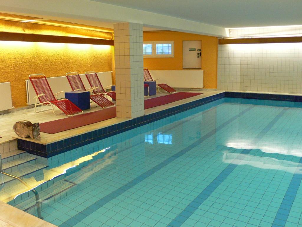 Hôtel Hotel Meran Hallenbad & Sauna Mainzer Straße 69 66121 Sarrebruck