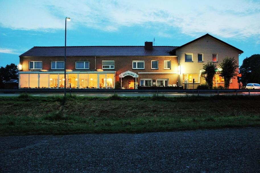 Hotel Meyerhoff Holterfehner Str. 49, 26842 Ostrhauderfehn
