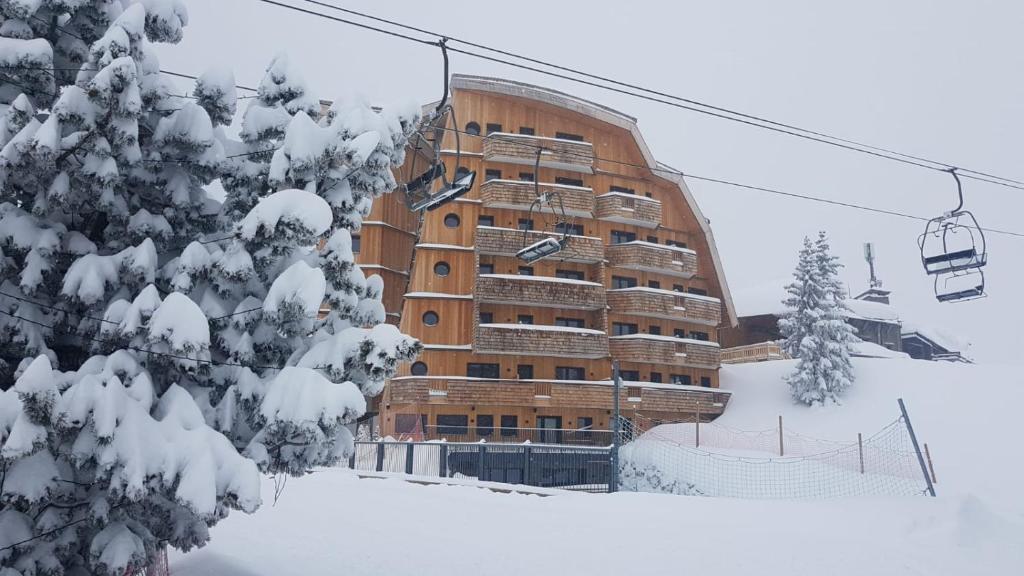 Hôtel Hôtel MiL8 241 Rue des Traîneaux 74110 Avoriaz