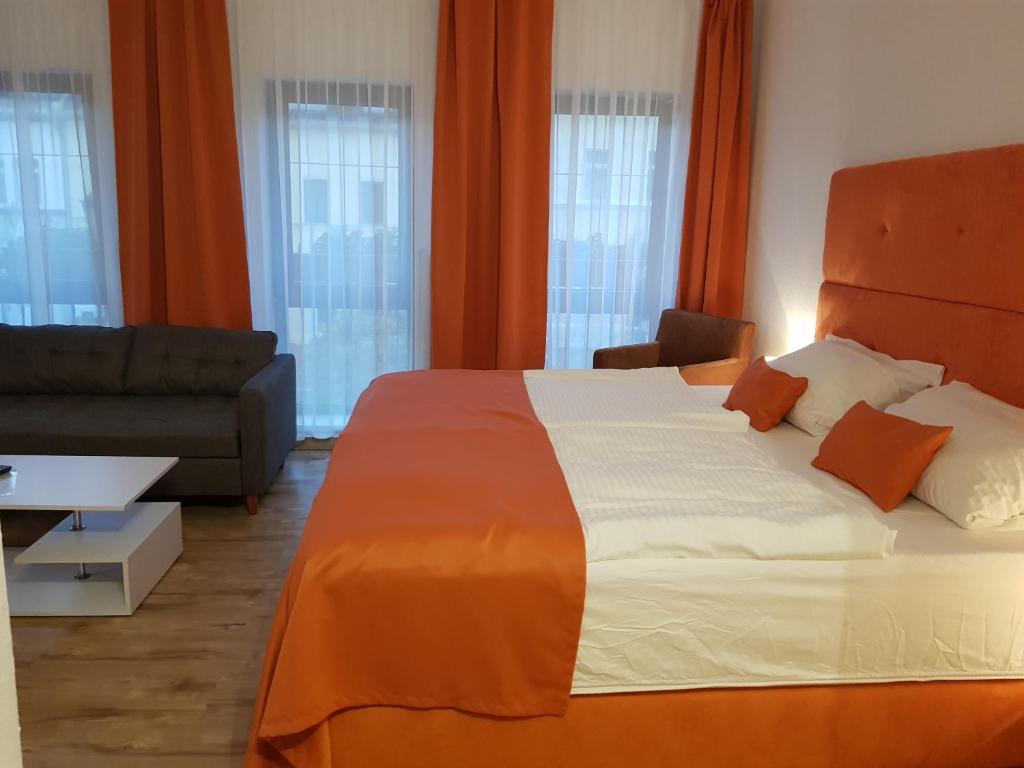 Hôtel Hotel Milin Markt 5 08499 Reichenbach im Vogtland