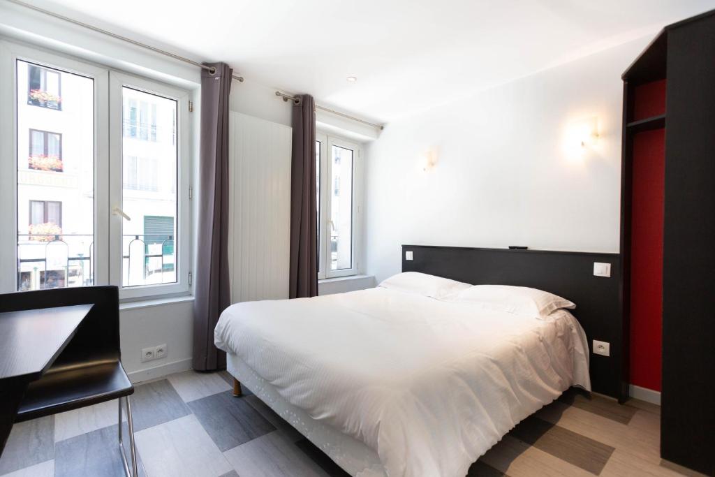 Hotel Mimosa Paris 16 rue du Faubourg Saint-Martin, 75010 Paris