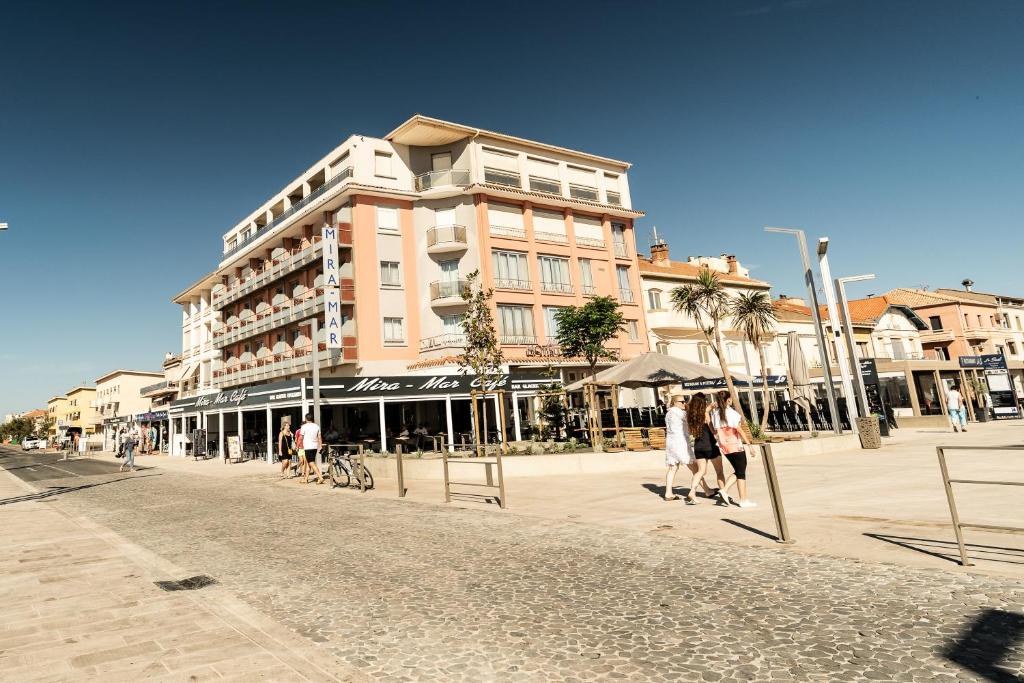 Hôtel Hotel Mira-Mar 6 Boulevard Jean Moulin 34350 Valras-Plage