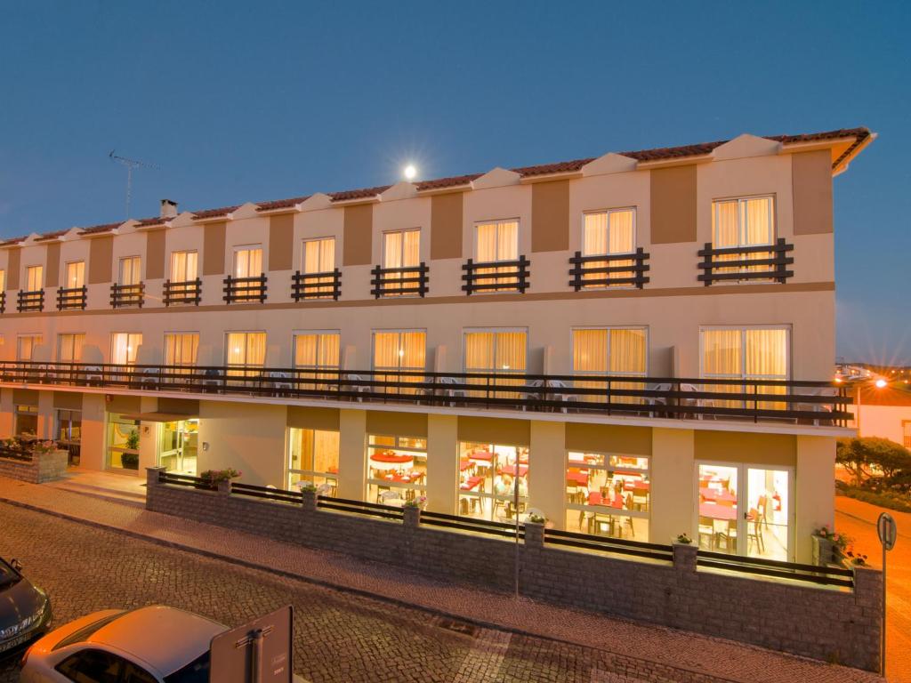 Hôtel Hotel Miramar - São Pedro de Moel Rua dos Serviços Florestais nº 2 2430-481 São Pedro de Muel