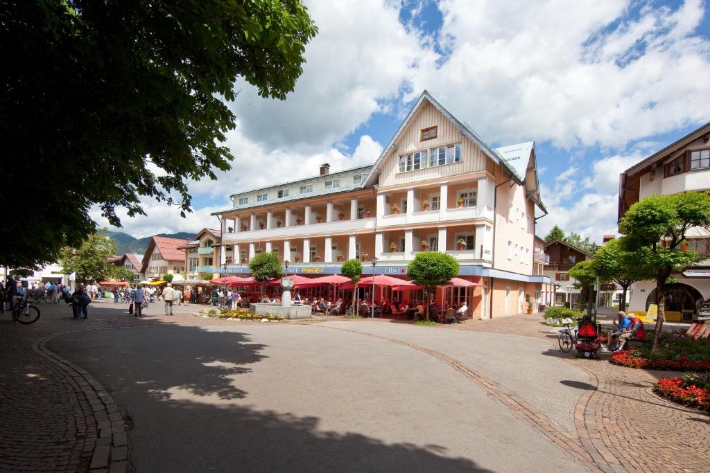 Hôtel Hotel Mohren Marktplatz 6 87561 Oberstdorf