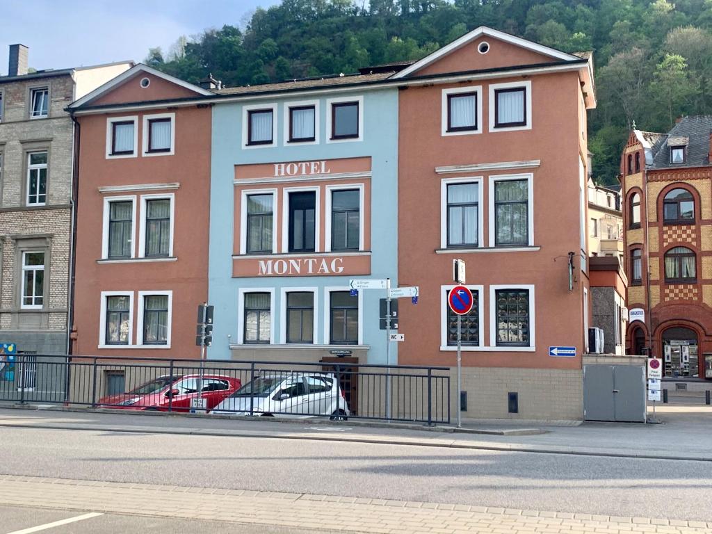 Hôtel Hotel Montag Heer str. 128 56329 Sankt Goar