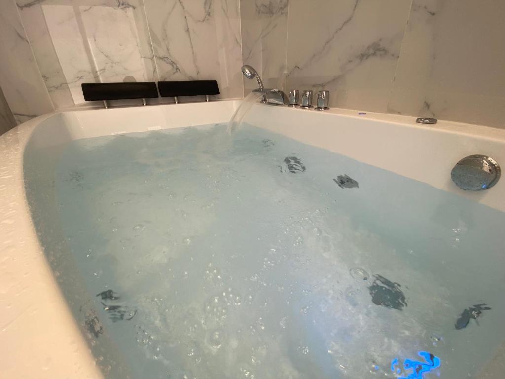 Hotel Montalembert 75007 Paris