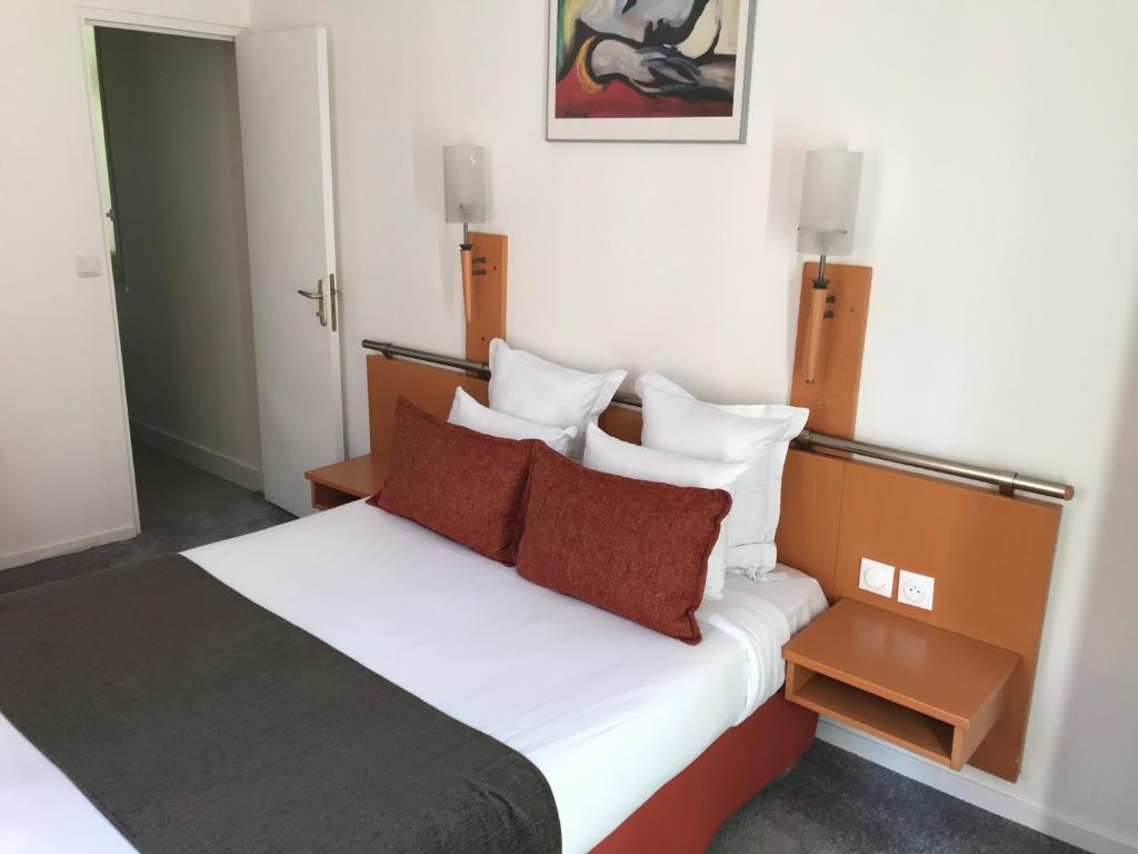 Hotel Morand 1 Rue Morand, 76000 Rouen