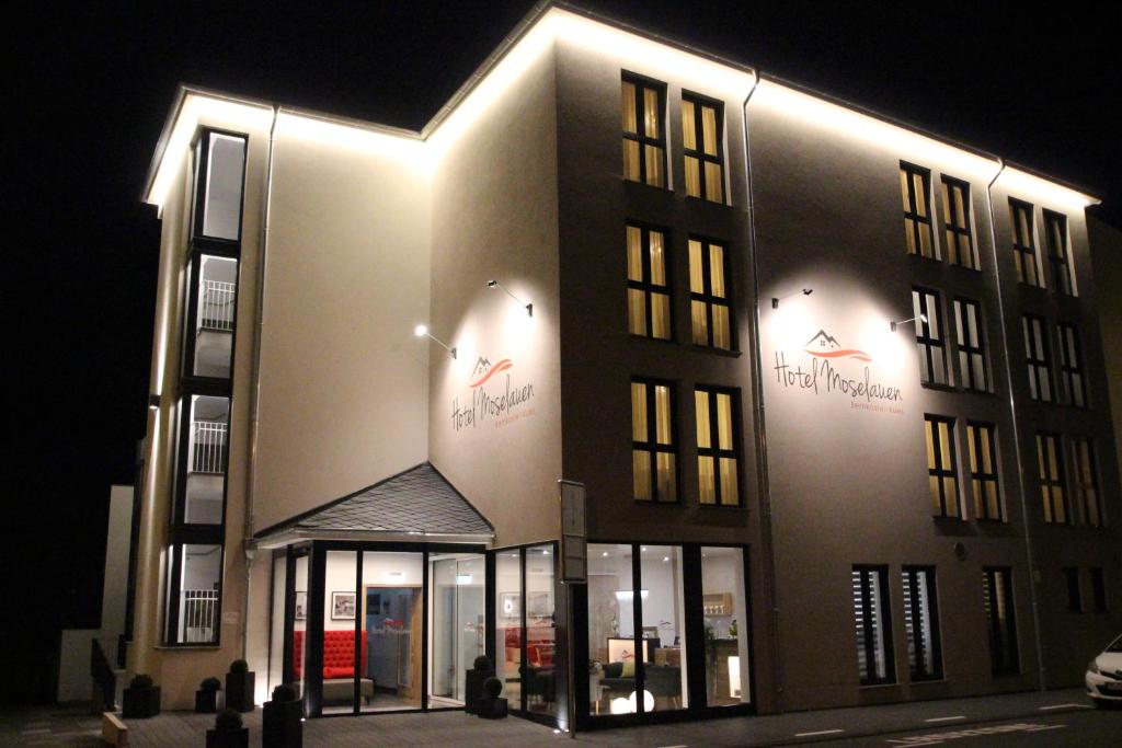 Hotel Moselauen Saarallee 5, 54470 Bernkastel-Kues