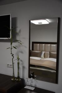 Hôtel Hotel Myrsini Bahnhofstrasse 45 72138 Kirchentellinsfurt Bade-Wurtemberg