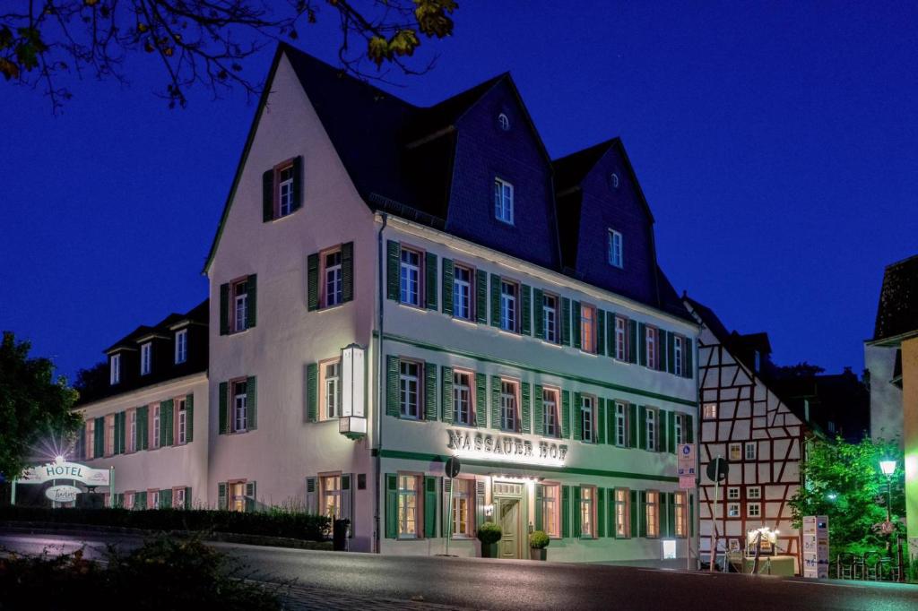 Hôtel Hotel Nassauer Hof Brückengasse 1 65549 Limburg an der Lahn