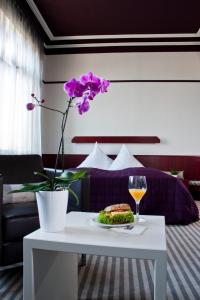 Hôtel Hotel Neuer Karlshof Ooser Bahnhofstraße 4 76532 Baden-Baden Bade-Wurtemberg