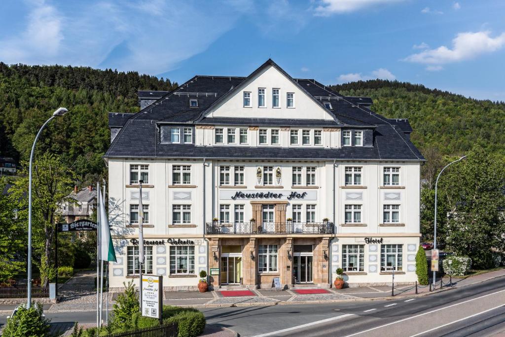 Hôtel Hotel Neustädter Hof Grünhainer Str. 24 08340 Schwarzenberg