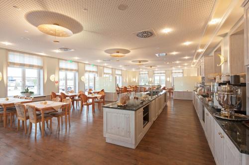 Hotel Neuwarft