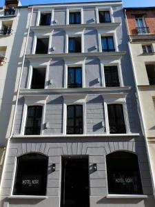 Hôtel Hôtel Noir 18, rue Léon Jost 75017 Paris Île-de-France