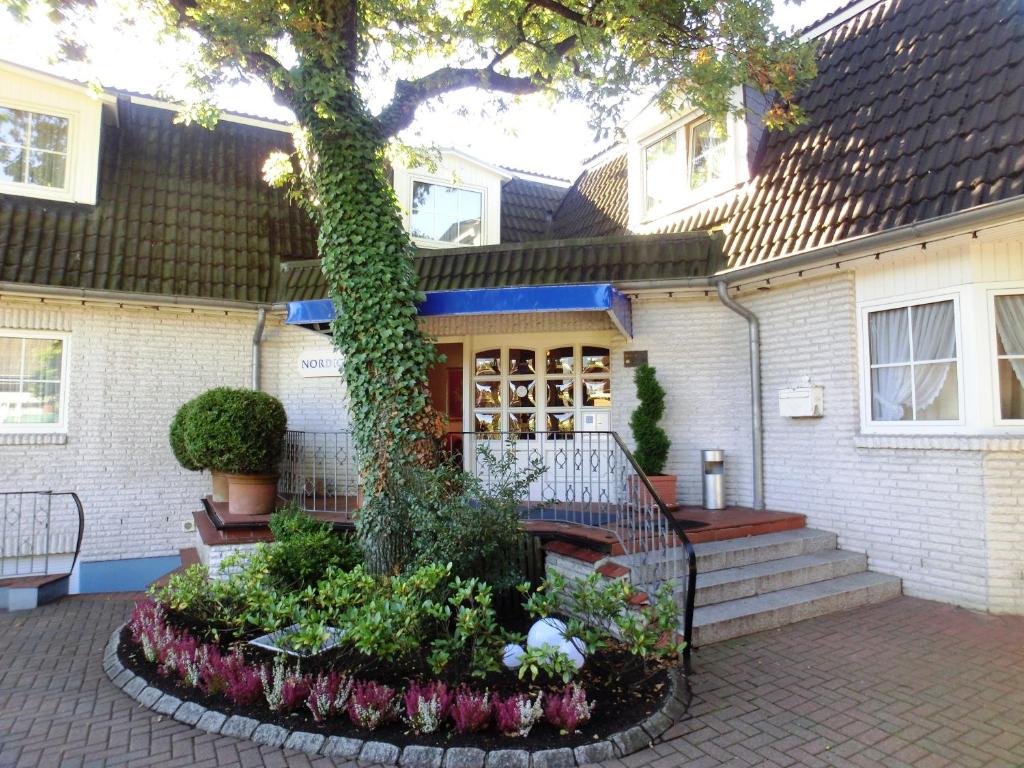 Hotel Nordic Ulzburger Straße 387 - 389, 22846 Norderstedt