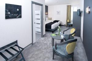Hôtel Hotel Nougier 2, place de l'église 23290 Saint-Étienne-de-Fursac Limousin