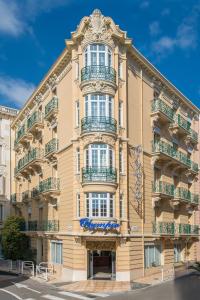 Hôtel Hotel Olympia 17 bis, Boulevard du Général Leclerc 06240 Beausoleil Provence-Alpes-Côte d\'Azur