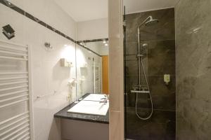 Hotel Opal
