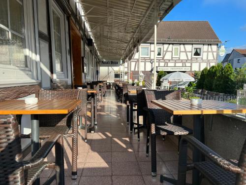 Hotel Orthwein -kostenfreie Parkplätze-