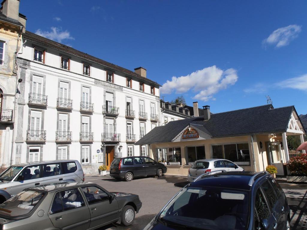 Hôtel Hôtel Panoramic et des Bains 30, avenue Impératrice Eugénie 65120 Luz-Saint-Sauveur