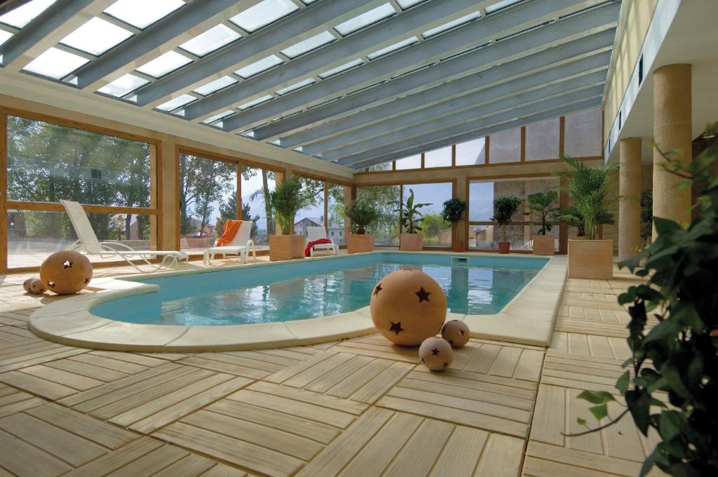 Hotel Pasa Paradies KOSTENLOSE PARKPLÄTZE 63456 Hanau