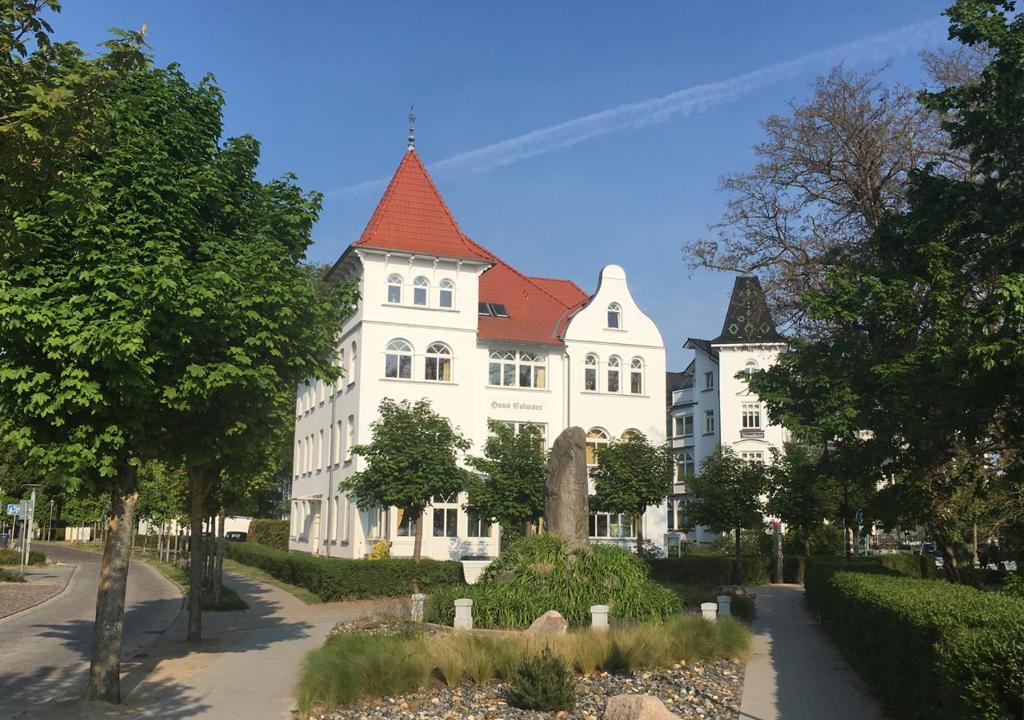 Hotel Pension Haus Colmsee Strandpromenade 8, 18609 Binz