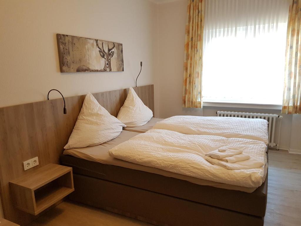 Hôtel Hotel Pension Haus Pooth Dorfstraße 3 46487 Wesel