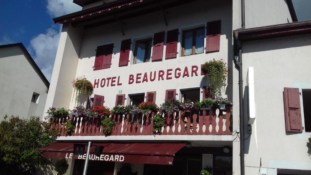 Hôtel Hotel Pension Le Beauregard 347 Avenue Des Thermes 01220 Divonne-les-Bains