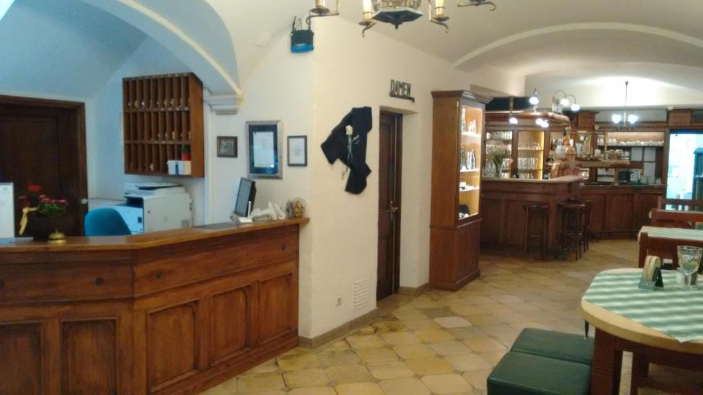 Hotel Pfaubräu Hauptstr. 2, 83308 Trostberg an der Alz