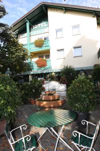 Hôtel Hotel Pflieger Simbacher Str. 21 94060 Pocking Bavière