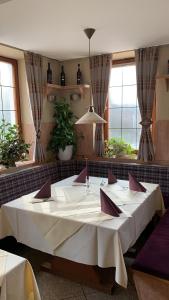 Hôtel Hotel Pizzeria Da Beni 21 Lampoldshauser Straße 74239 Kochersteinsfeld Bade-Wurtemberg