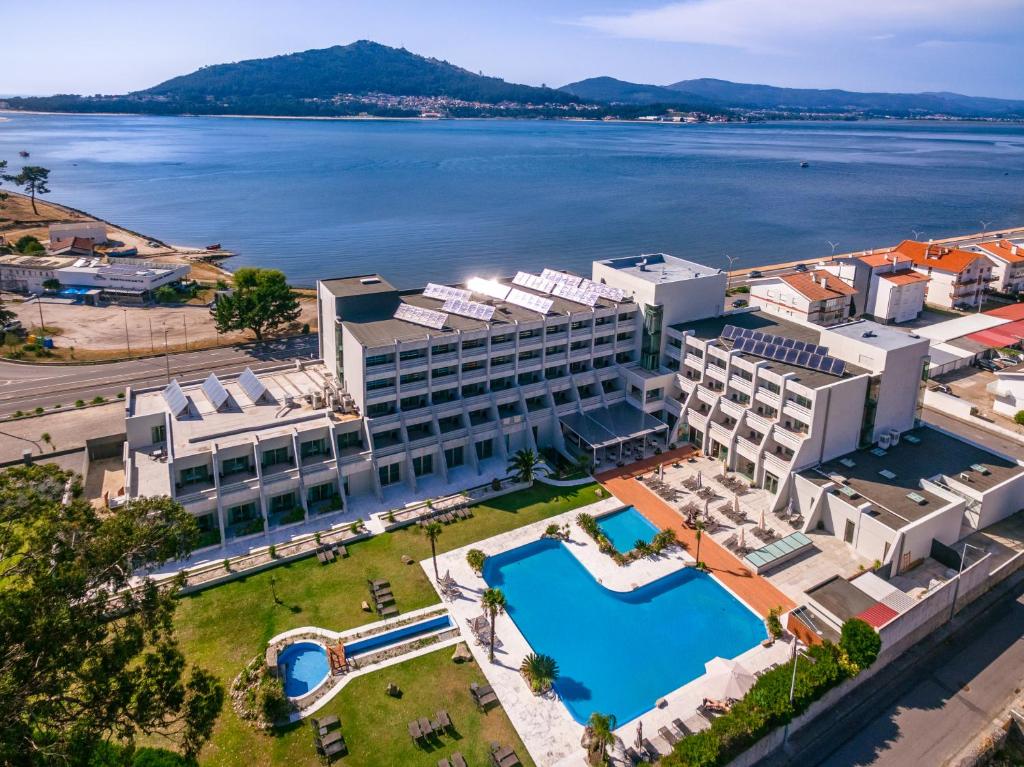 Hotel Porta do Sol Conference & SPA Avenida Dr. Dantas Carneiro, lote 1, 4910-104 Caminha