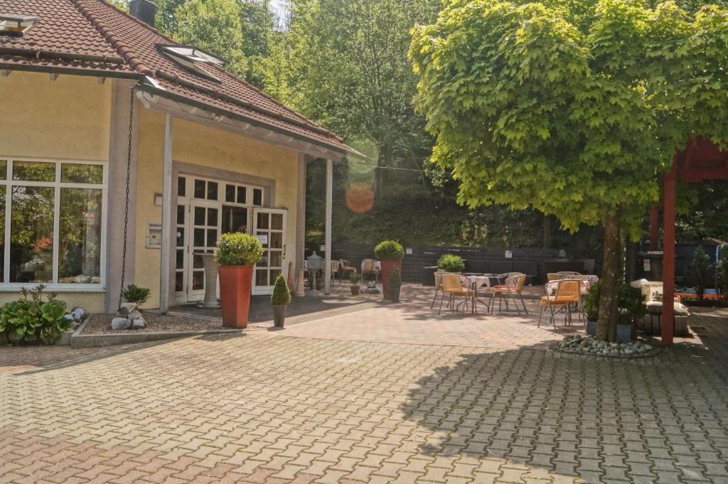 Hotel Postkeller Nattenhauser Strasse 103, 86381 Krumbach