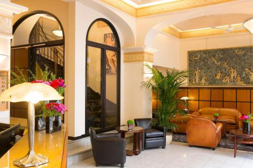 Hôtel Raspail Montparnasse