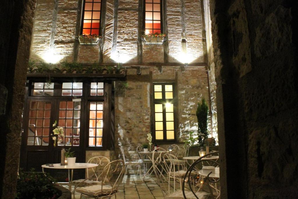 Hotel Raymond VII 19 Grand'rue Raymond VII, 81170 Cordes-sur-Ciel