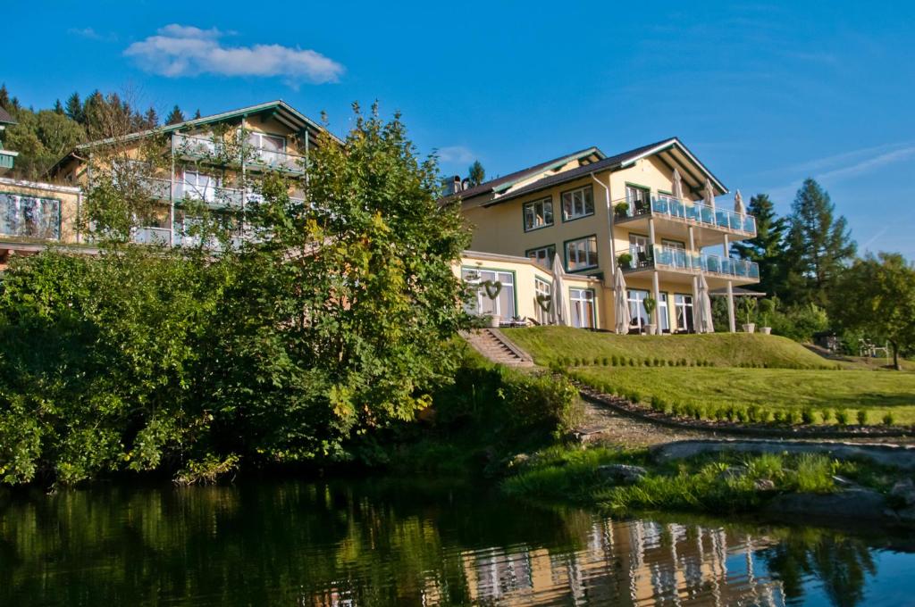 Hotel Reblingerhof Rebling 3, 94505 Bernried am Starnberger See