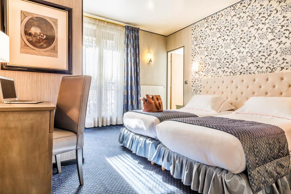 Hotel Regence Paris 33 rue de Saint-Petersbourg, 75008 Paris