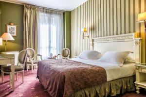 Hôtel Hotel Regence Paris 33 rue de Saint-Petersbourg 75008 Paris Île-de-France