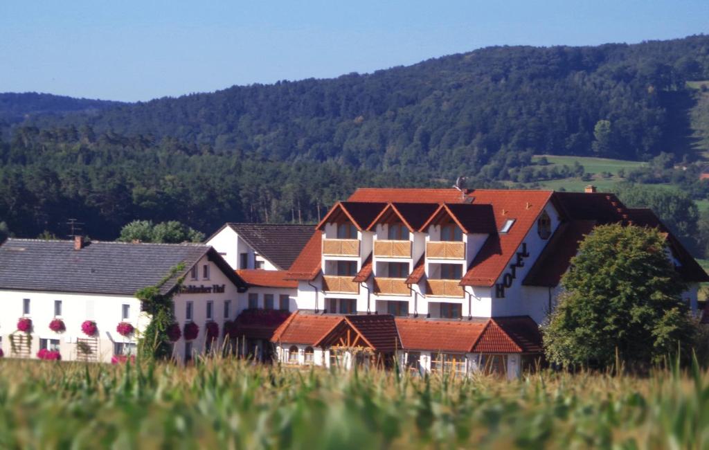 Hotel-Restaurant \ Altenkunstadter Straße 41, 96264 Altenkunstadt