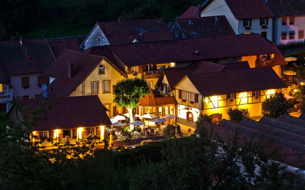 Hotel Restaurant Auberge Metzger 55,  Rue Principale, 67130 Natzwiller