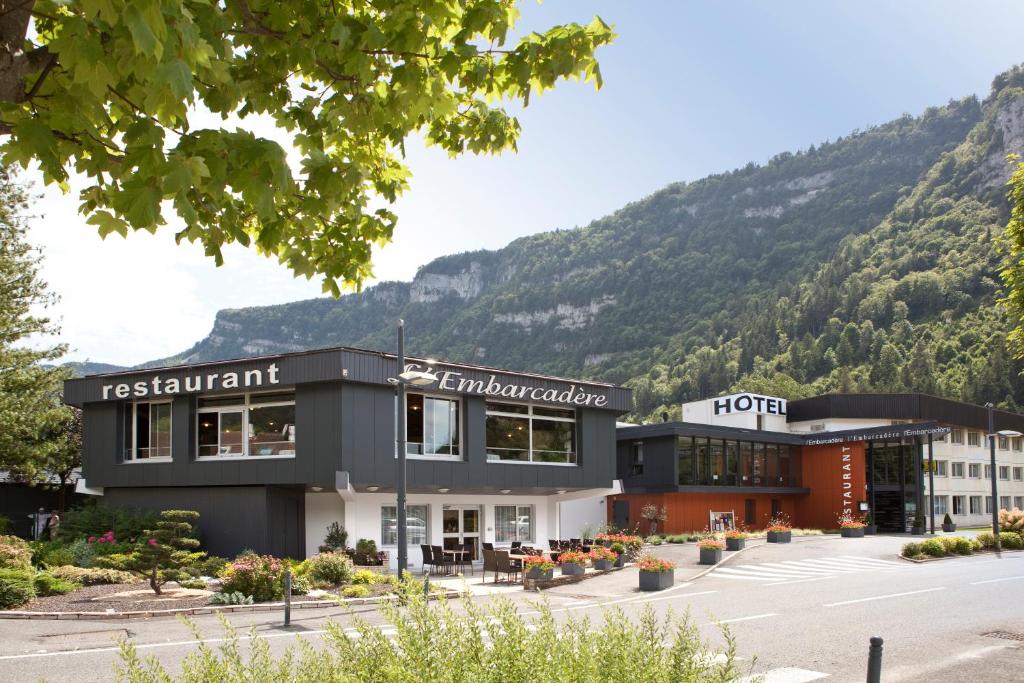 Hôtel-Restaurant de l'Embarcadère 13 Avenue du Lac, BP 22, 01130 Nantua