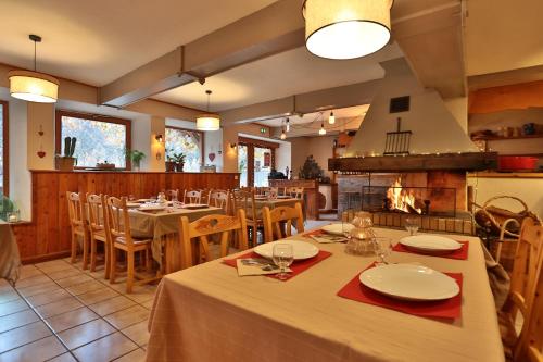 Hôtel Restaurant Gîtes Les 5 Saisons